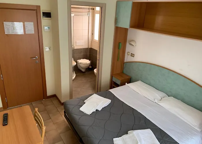 מלון Palma Benessere 3*